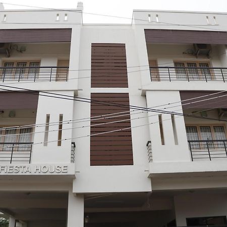 Fiesta House Pallikaranai Chennai Zewnętrze zdjęcie