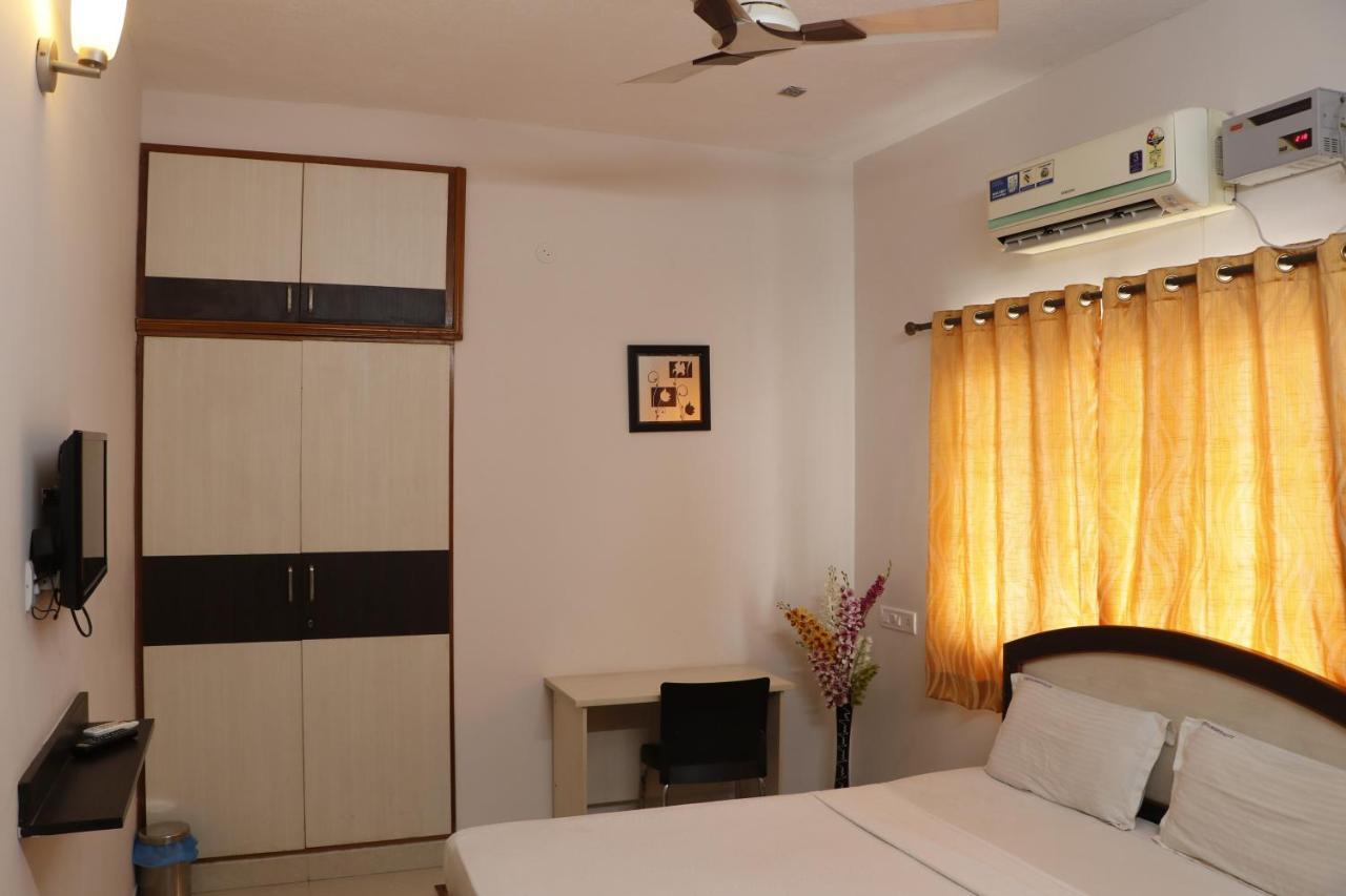 Fiesta House Pallikaranai Chennai Zewnętrze zdjęcie