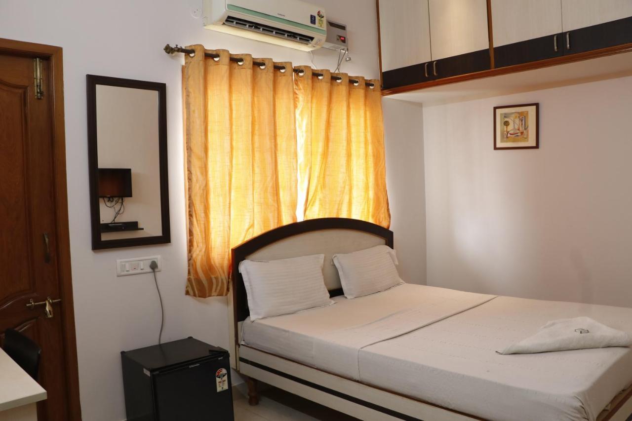 Fiesta House Pallikaranai Chennai Zewnętrze zdjęcie