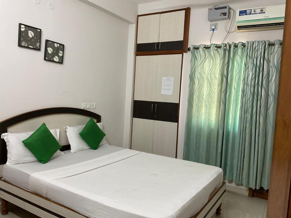 Fiesta House Pallikaranai Chennai Zewnętrze zdjęcie